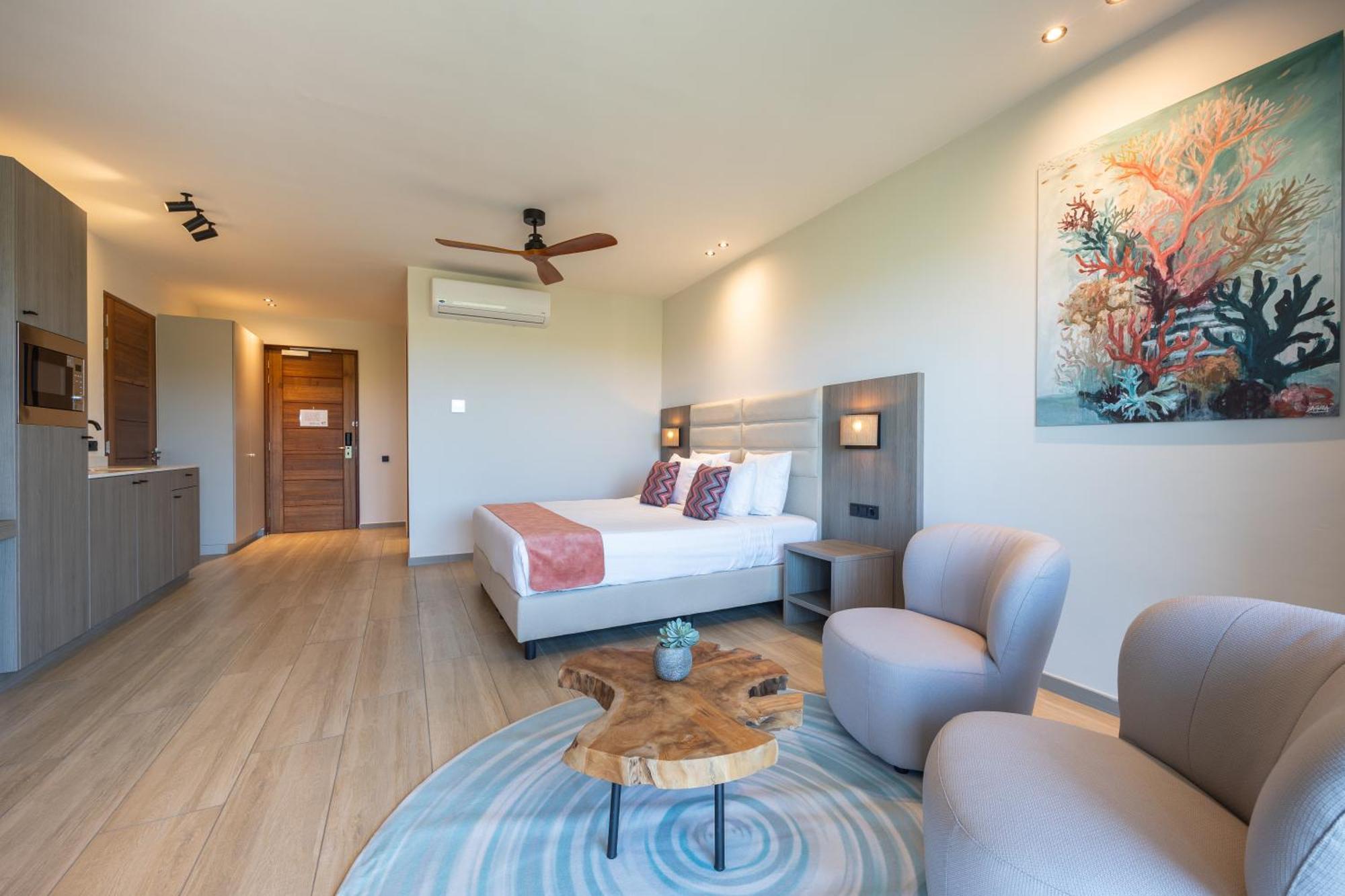 Dolphin Suites & Wellness Curacao Willemstad Esterno foto