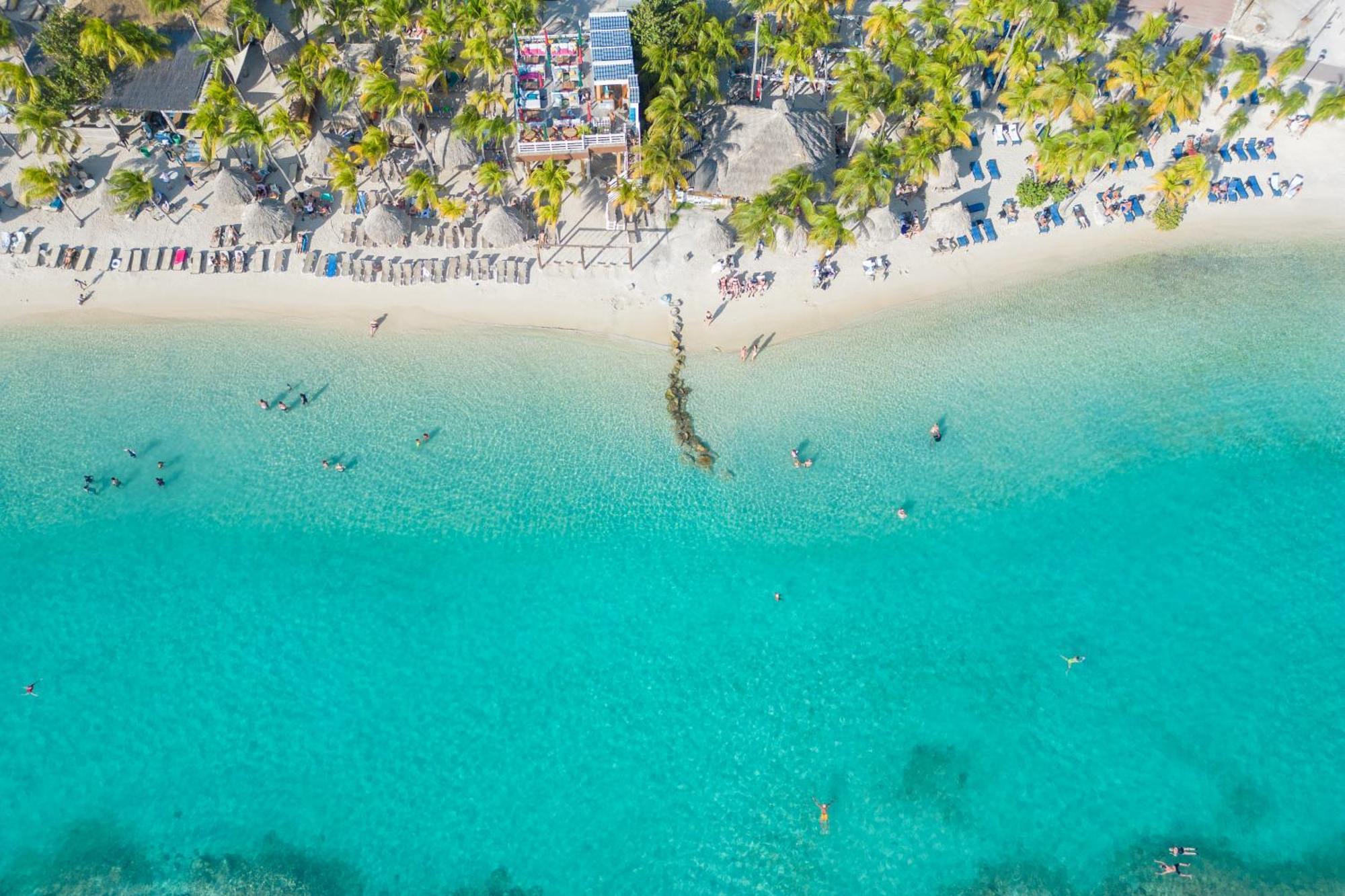 Dolphin Suites & Wellness Curacao Willemstad Esterno foto
