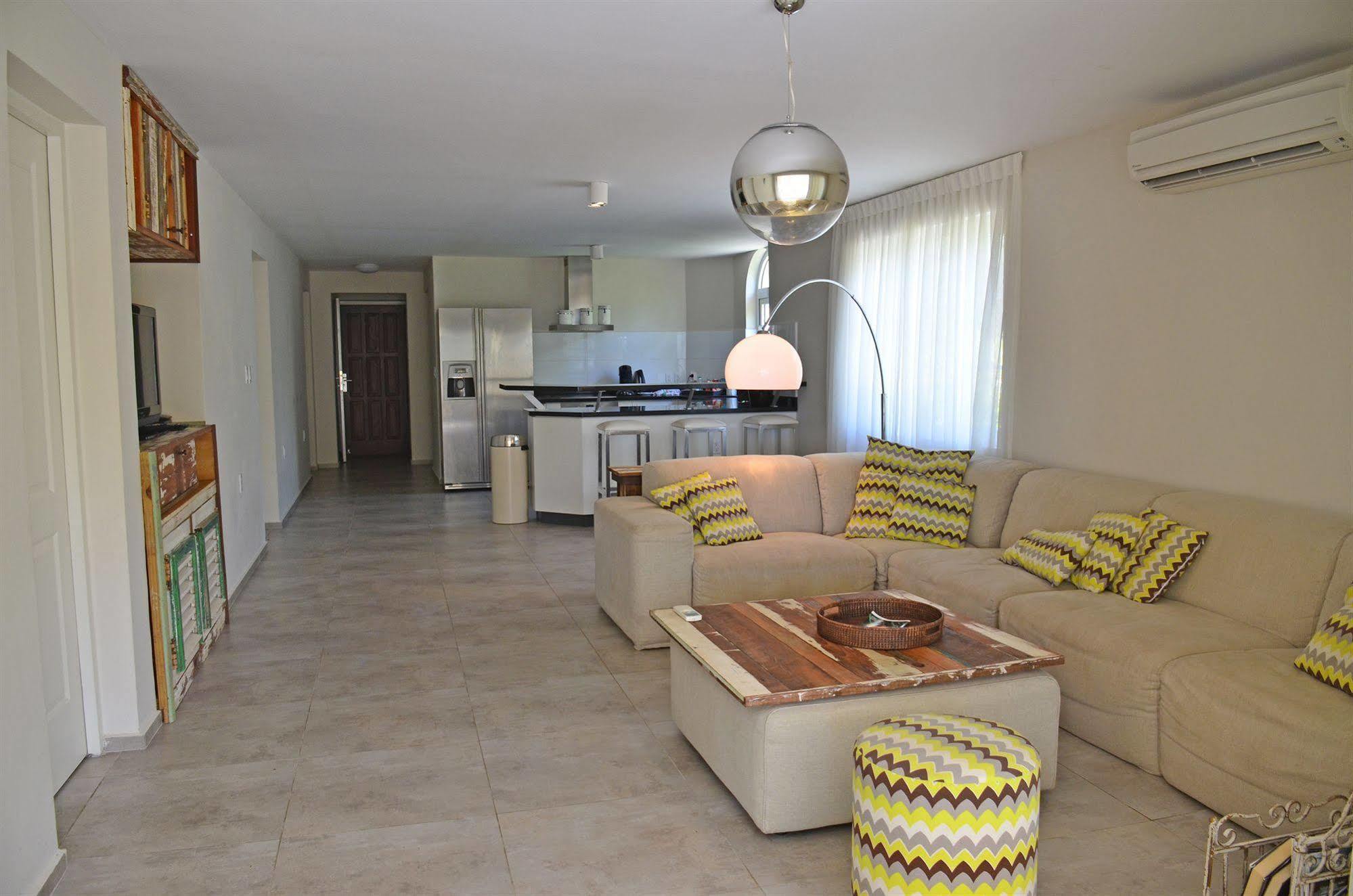 Dolphin Suites & Wellness Curacao Willemstad Esterno foto